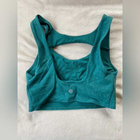 Lululemon Everlux cut out Sports Bra - Picture 4 of 5